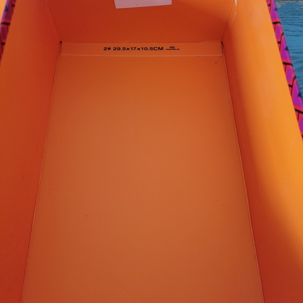Authentic Tory Burch Shoe Box ONLY - Picture 4 of 5